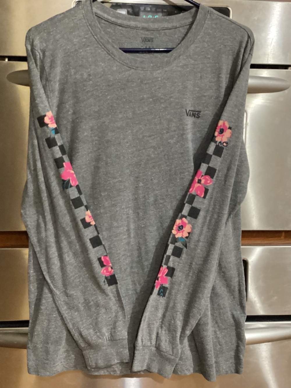 Vans Junior Girl Large Vans Gray long sleeved Tee, Gray